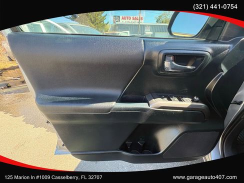 Used 2017 Toyota Tacoma TRD Sport w/ Tow Package RWD image 10