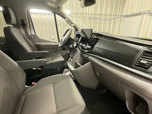 Used 2024 Ford Transit 350 XLT image 12