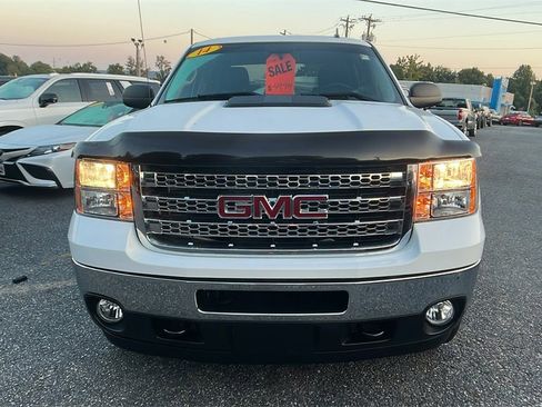 Used 2014 GMC Sierra 2500 SLE w/ SLE Preferred Package image 2