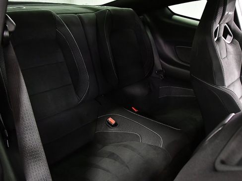 Used 2016 Ford Mustang Shelby GT350 w/ Track Package image 27