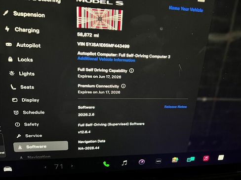 Used 2021 Tesla Model S Plaid image 32