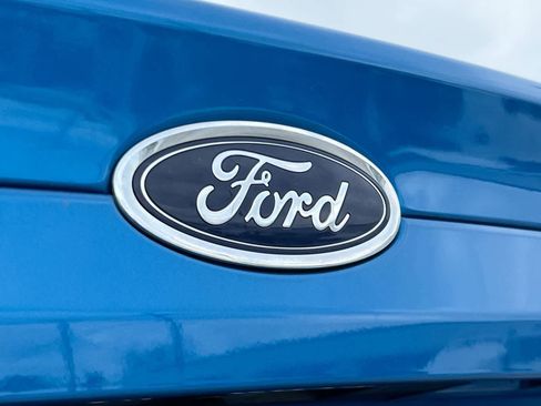 Used 2019 Ford Fusion Energi Titanium FWD image 12