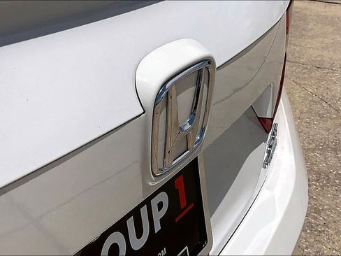 Used 2021 Honda Accord Touring image 32