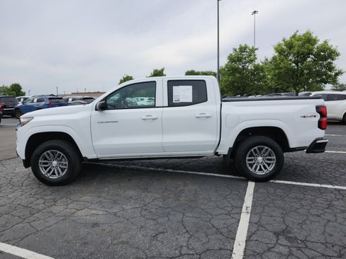Used 2026 Chevrolet Colorado LT w/ LT Convenience Package AWD/4WD image 14