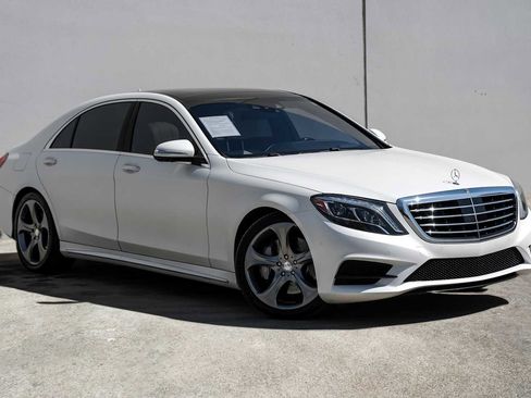 Used 2017 Mercedes-Benz S 550 Sedan image 7
