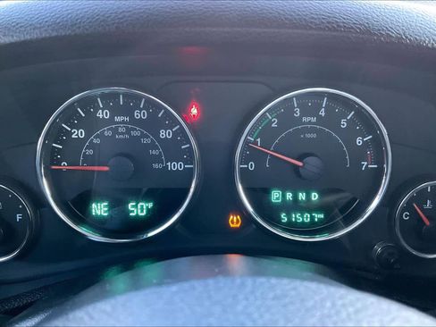 Used 2018 Jeep Wrangler Sport image 24