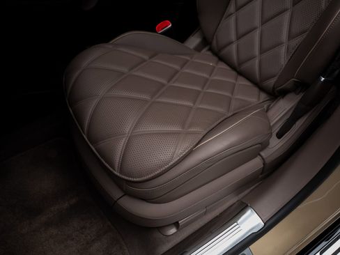 Used 2024 Mercedes-Benz Maybach EQS 680 4MATIC image 63