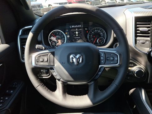 New 2026 RAM 1500 Big Horn AWD/4WD image 14