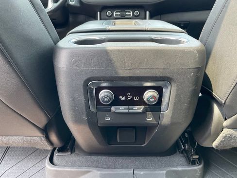 Used 2023 Chevrolet Tahoe LT AWD/4WD image 37