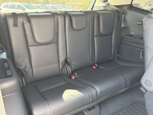 New 2026 Subaru Ascent Limited AWD/4WD image 18