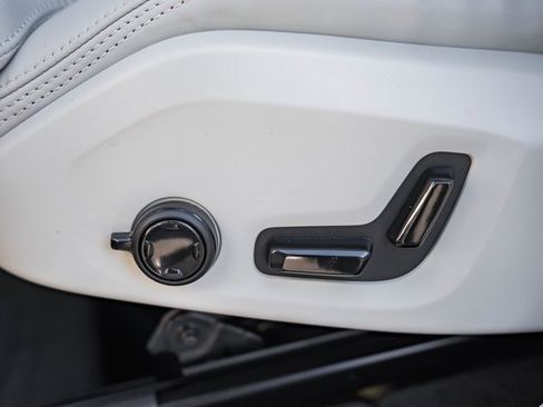 New 2026 Volvo XC60 B5 Ultra w/ Protection Package Premier image 36