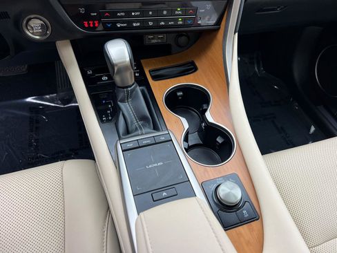 Used 2022 Lexus RX 350 FWD w/ Premium Package image 34