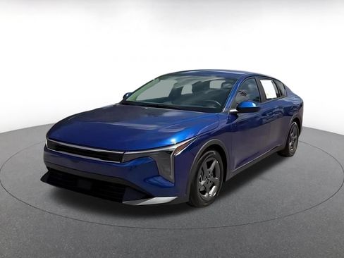 Used 2025 Kia K4 FWD image 7