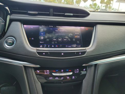 Used 2020 Cadillac XT5 Premium Luxury image 21