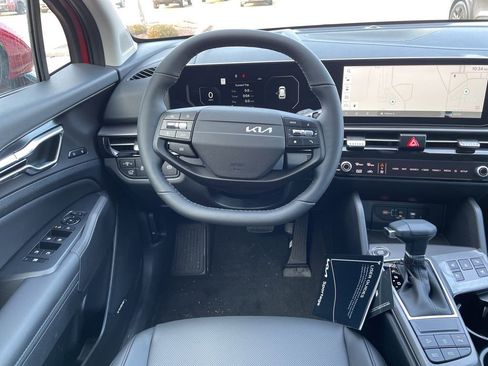 New 2026 Kia Sportage SX FWD image 13