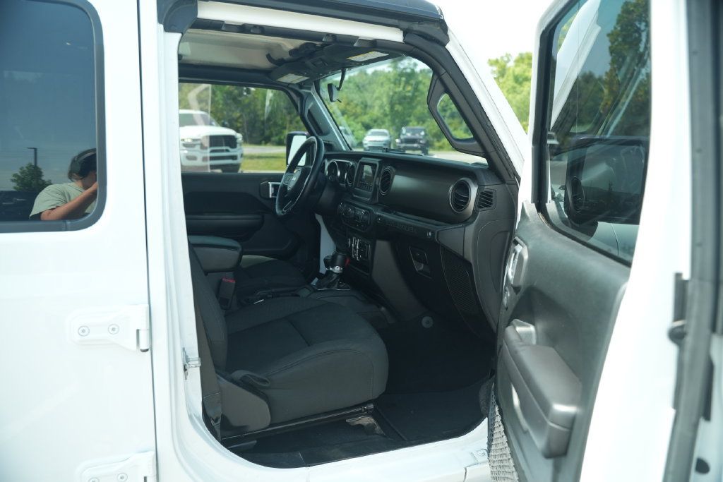 Used 2021 Jeep Wrangler Unlimited Sport AWD/4WD image 22
