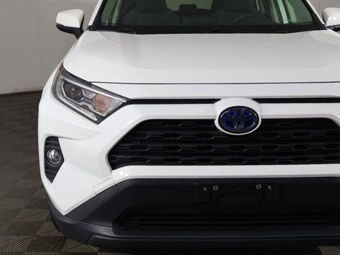 Used 2020 Toyota RAV4 XLE w/ Convenience Package AWD/4WD image 12