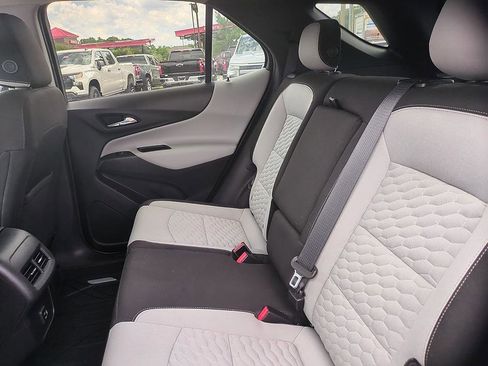 Used 2019 Chevrolet Equinox LT FWD image 26