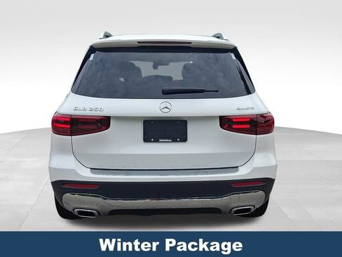 Used 2025 Mercedes-Benz GLB 250 4MATIC image 6