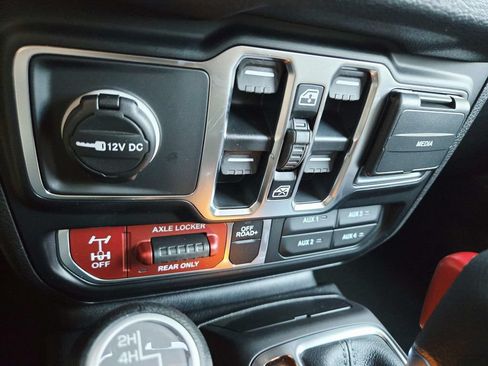 New 2026 Jeep Wrangler Unlimited Sport AWD/4WD image 27