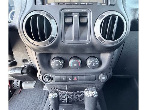 Used 2013 Jeep Wrangler Sport image 15