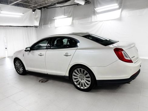 Used 2013 Lincoln MKS AWD image 3