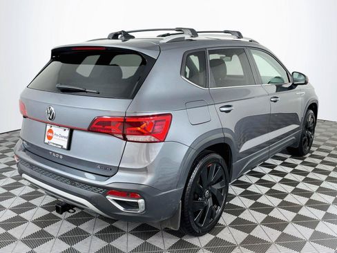 Used 2024 Volkswagen Taos SEL AWD/4WD image 9