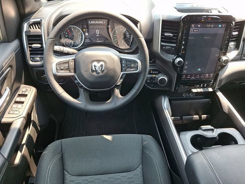 Used 2025 RAM 1500 Big Horn AWD/4WD image 12