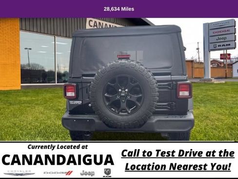 Used 2022 Jeep Wrangler Unlimited Sport AWD/4WD image 10