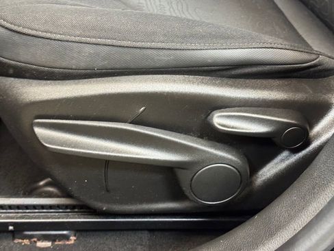 Used 2016 Jeep Renegade Trailhawk image 9