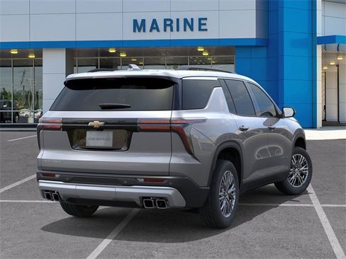 New 2026 Chevrolet Traverse LT w/ Driver Confidence Package image 4