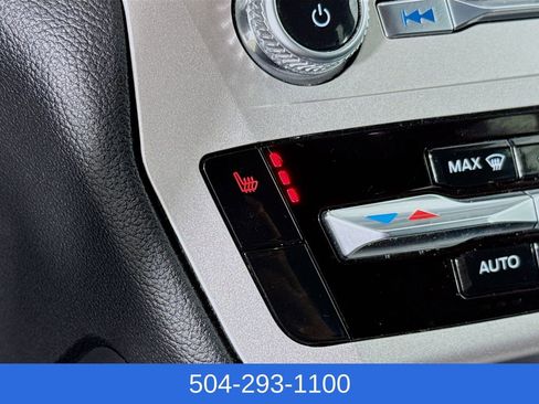 Used 2022 Ford Explorer XLT image 19