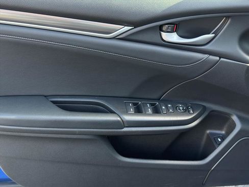 Used 2020 Honda Civic Touring image 13