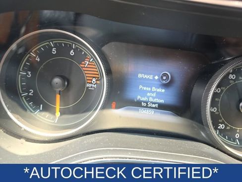Used 2019 Jeep Cherokee Limited AWD/4WD image 2