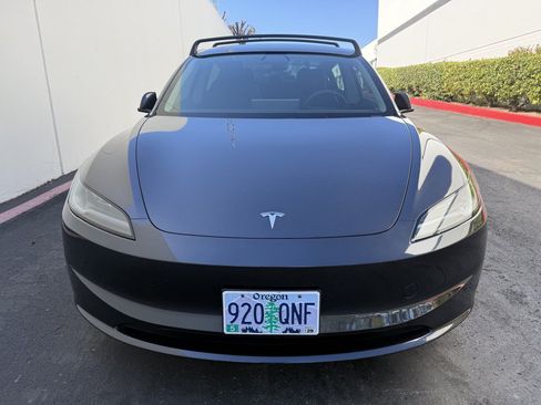 Used 2025 Tesla Model 3 Long Range RWD image 6