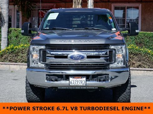 Used 2019 Ford F250 XLT AWD/4WD image 3