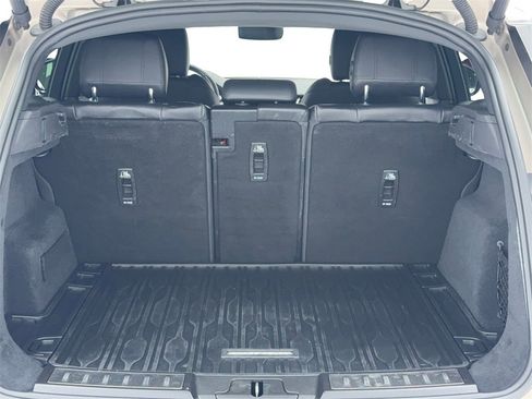 Used 2021 Land Rover Range Rover Evoque R-Dynamic SE image 12