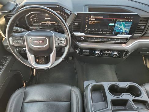 Certified 2025 GMC Sierra 1500 SLT RWD image 27
