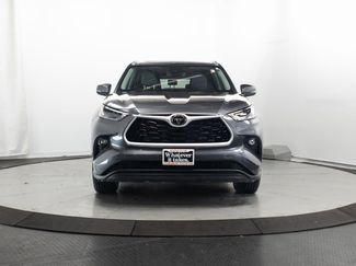 Certified 2024 Toyota Highlander XLE video 2