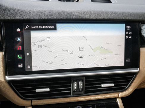 Used 2022 Porsche Cayenne E-Hybrid image 24