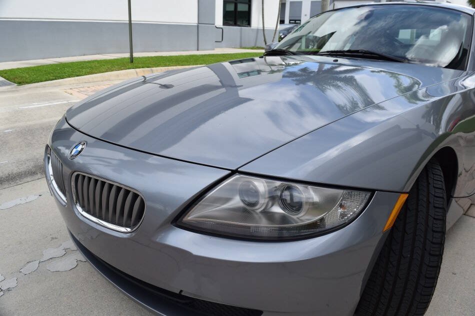Used 2007 BMW Z4 3.0si RWD image 11