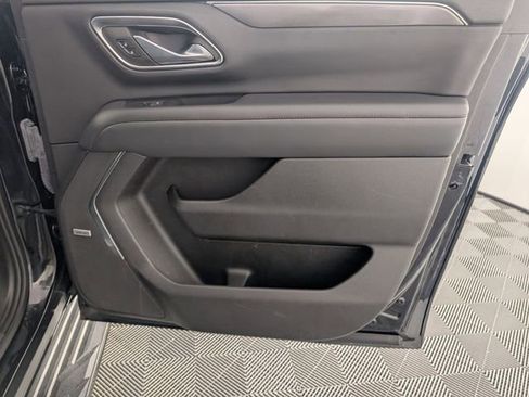 Used 2023 Chevrolet Suburban RST w/ Sport Performance Package image 34