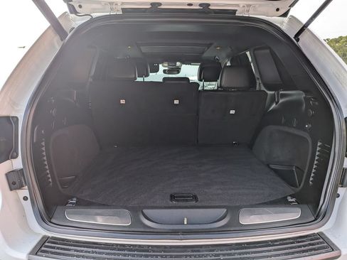 Used 2019 Jeep Grand Cherokee Limited X AWD/4WD image 26