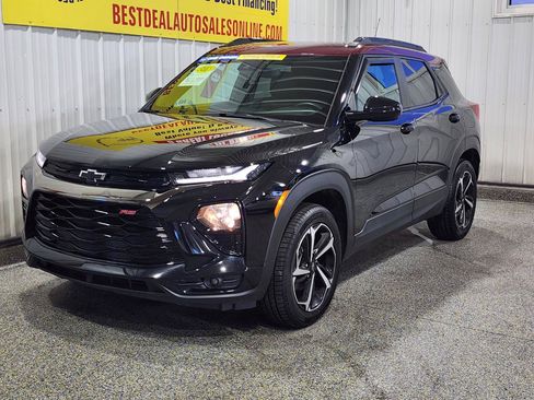 Used 2023 Chevrolet TrailBlazer RS AWD/4WD image 2