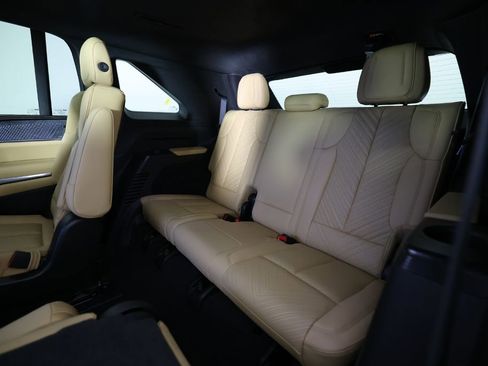 Used 2026 Cadillac Escalade IQ Sport 2 AWD/4WD image 15