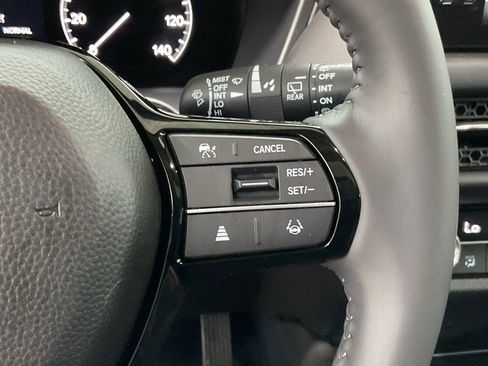 Certified 2024 Honda HR-V EX-L image 12