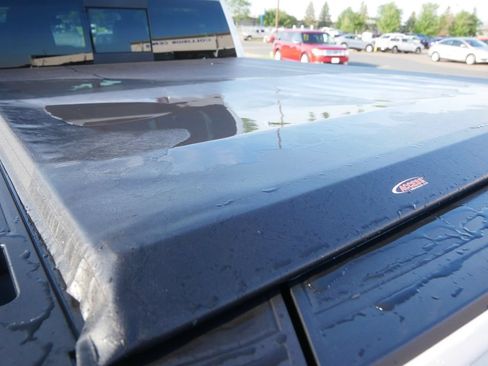 Used 2022 GMC Sierra 1500 AT4 w/ AT4 Premium Package AWD/4WD image 9