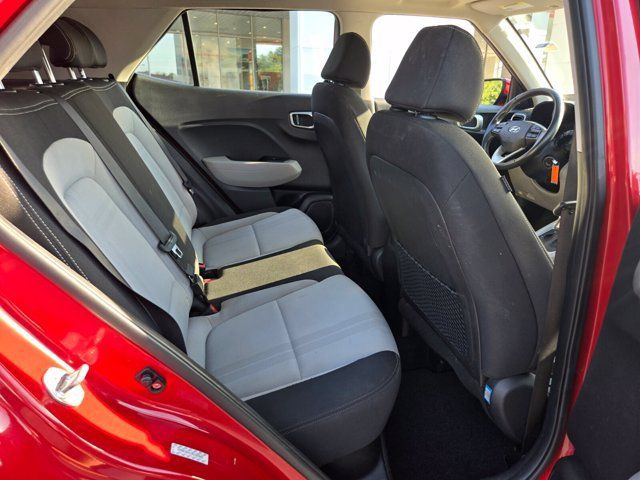Used 2022 Hyundai Venue SEL FWD image 20