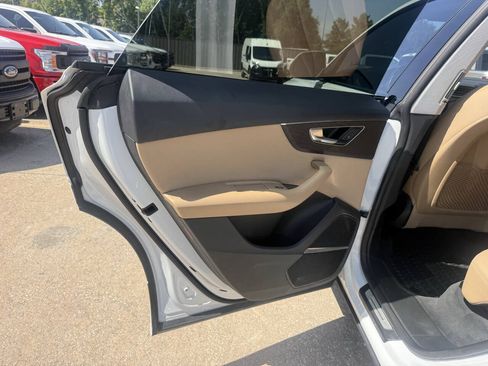 Used 2020 Audi Q8 Premium Plus AWD/4WD image 14