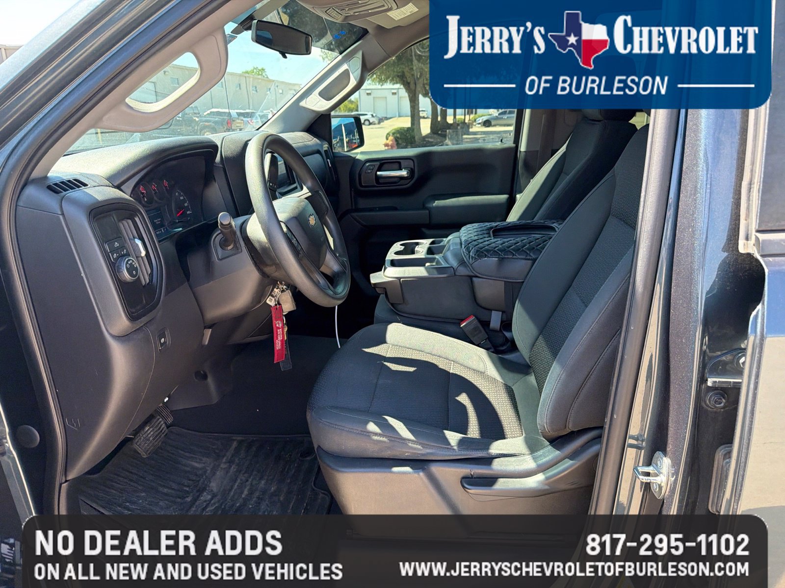 Used 2020 Chevrolet Silverado 1500 Custom w/ Custom Value Package RWD image 7